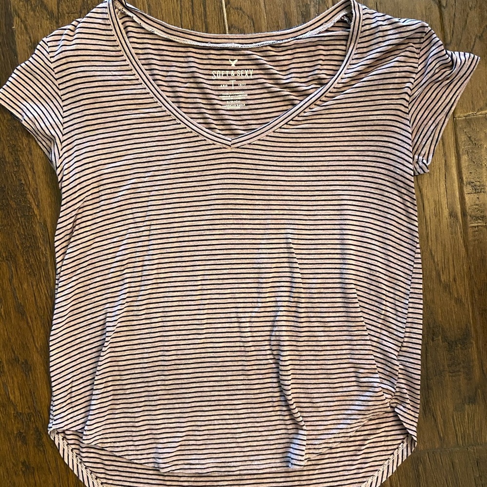 American Eagle- Soft & Sexy V-neck tee
